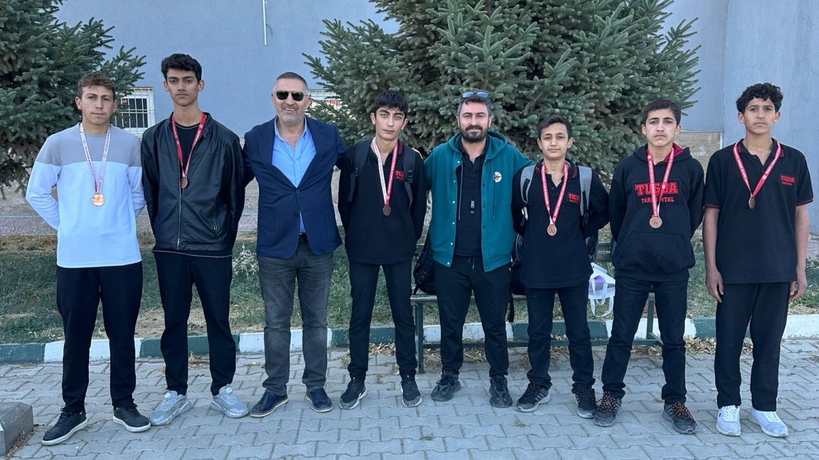 Okulumuzda Bilek Güreşi Yarışması Yapıldı.